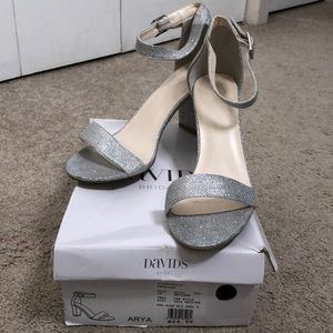 David’s bridal Arya heel in silver